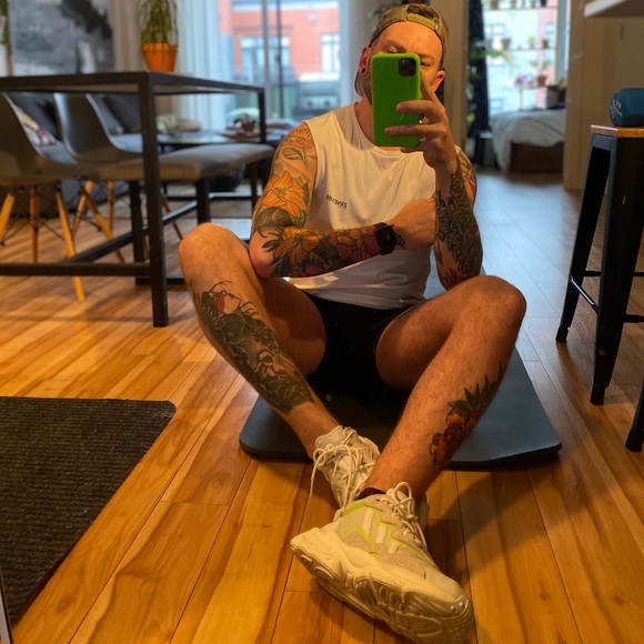 Meet your Posher, Olivier - Picture 1 of 1